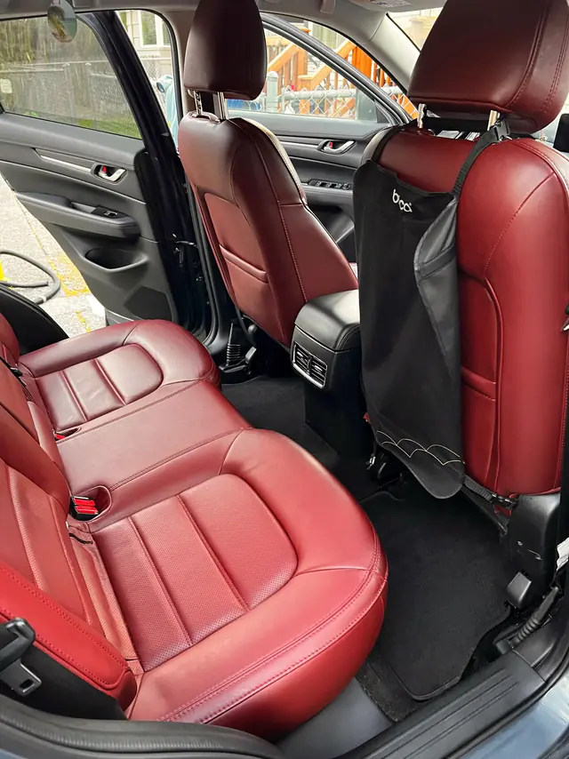 Mazda CX-5 rear bench after: clean red leather.